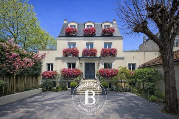 Fontenay-sous-Bois, Maison 6 Chambres -  380 m² à vendre