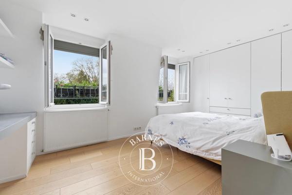 Fontenay-sous-Bois, Maison 6 Chambres -  380 m² à vendre