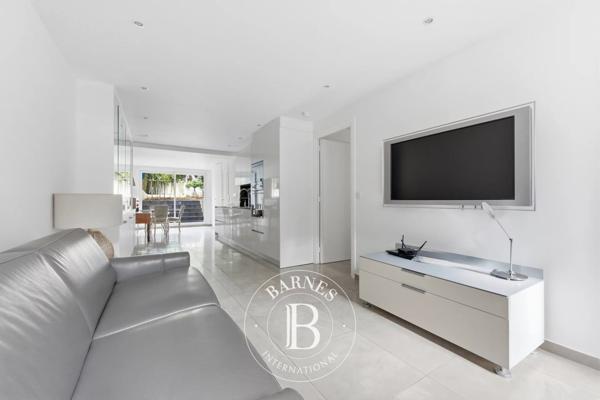 Fontenay-sous-Bois, Maison 6 Chambres -  380 m² à vendre
