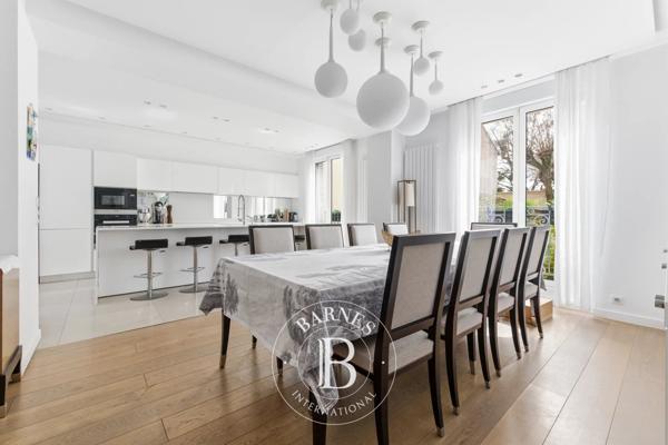 Fontenay-sous-Bois, Maison 6 Chambres -  380 m² à vendre