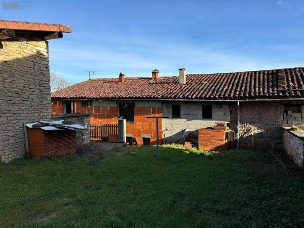Maison à restaurer à vendre à Senaud dans le Jura (39160), ref : 39064-112   
Chemin d'écuria