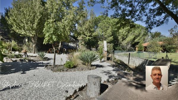 Villa 4 pièces à CERET (66) avec 3 chambres, 1 garage, un terrain arboré et une piscine.