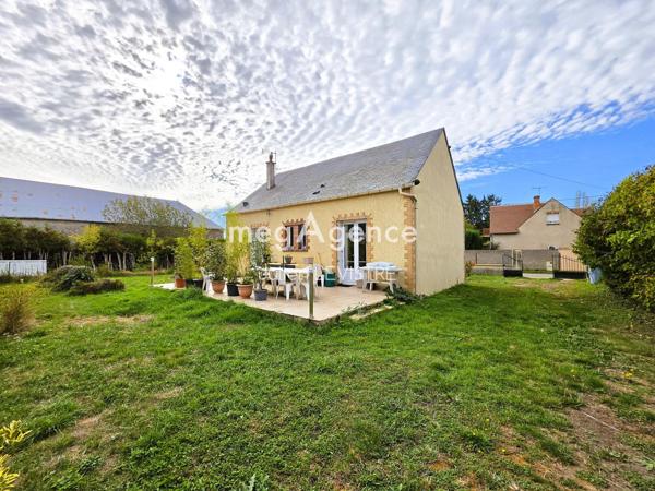 Maison à Sours, 28630 - 4 pièces 93m²