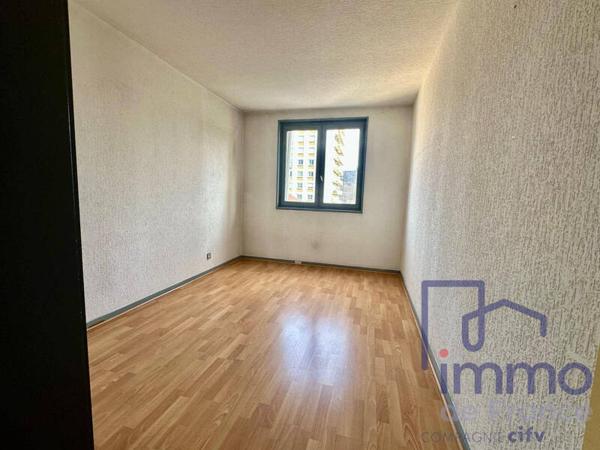 Appartement 3 pièces                                        - 42100 Saint-Étienne Réf : 2556-CIFVFOREZVELAY