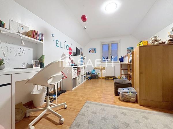 Pavillon quartier calme Péronne  Jardin sud garage