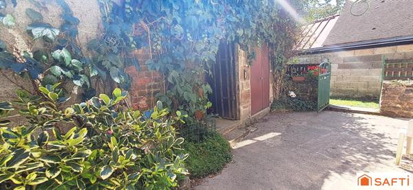 Maison de ville calme avec terrain et dépendances