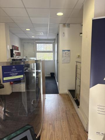 Marseille (13010) Local Commercial - 160m2 - St Loup