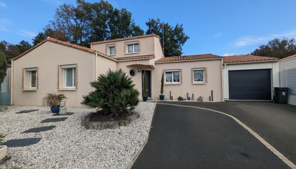 LA ROCHE SUR YON MAISON A VENDRE