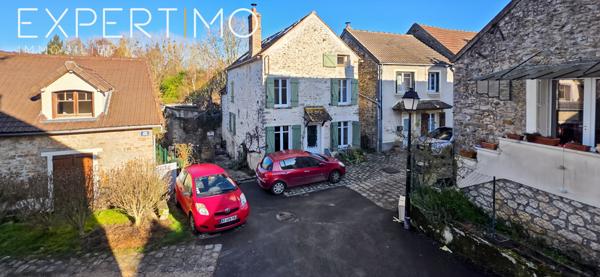 Janville-sur-Juine (91510) JANVILLE-SUR-JUINE – Maison de charme 3 chambres avec jardin, au calme, proche RER C