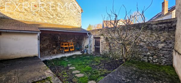 Janville-sur-Juine (91510) JANVILLE-SUR-JUINE – Maison de charme 3 chambres avec jardin, au calme, proche RER C