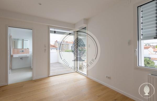 Maison moderne à vendre à La Rochelle - Référence NB422 , La rochelle