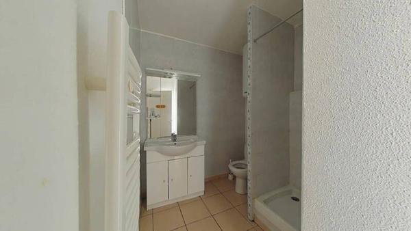 Appartement 1 pièce                                        - 42000 Saint-Étienne Réf : 12454