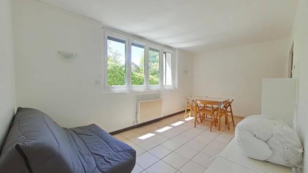 Appartement 1 pièce                                        - 42000 Saint-Étienne Réf : 12454