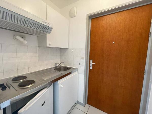 Appartement 1 pièce                                        - 38000 Grenoble Réf : 4869