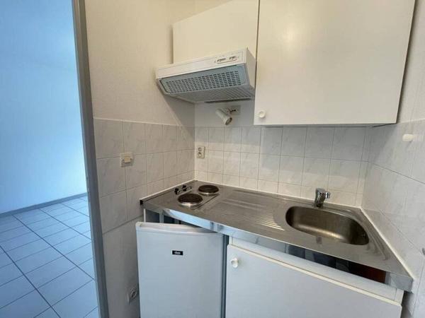 Appartement 1 pièce                                        - 38000 Grenoble Réf : 4869