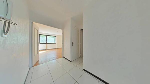 Appartement 2 pièces                                        - 42000 Saint-Étienne Réf : 13005