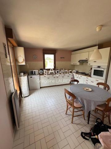 Maison à AURAY, 56400 - 5 pièces 100m²