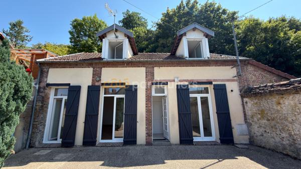 Vente
                Maison92 m² - 4 Pièces -
                    EVREUX (27000)
