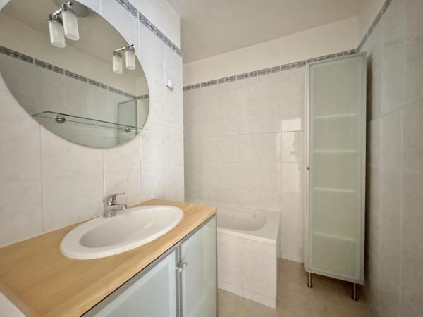 Appartement  3 pièce(s)  2 chambre(s)  78.41 m²