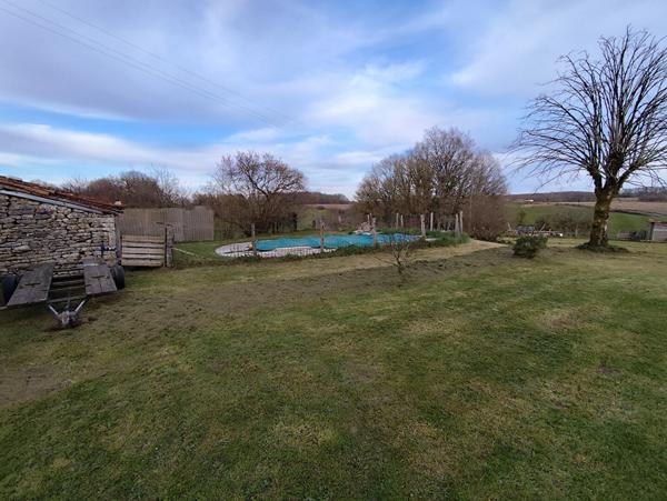 Maison de 160m² proche Saint Laurent De Ceris