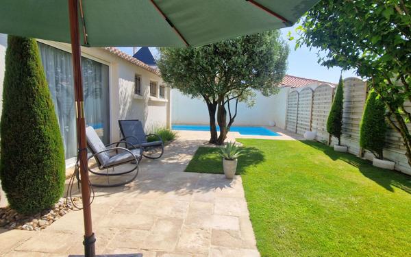 Maison à vendre    4 pièces •  La Rochelle