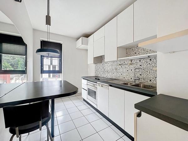 Appartement Suresnes 3 pièce(s) 70 m2