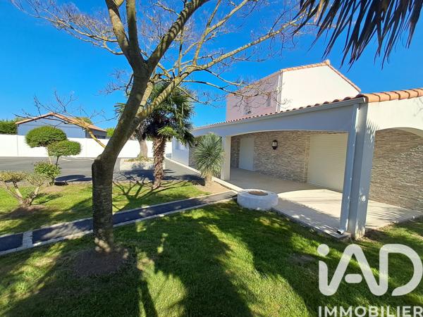 Maison à vendre 4 pièces 117 m² Saint-Julien-de-Concelles