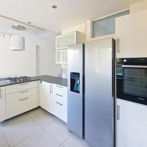 COUP DE CŒUR ! Maison rénovée de 156 m² – 4 chambres – Jardin – Garage et terrasse !