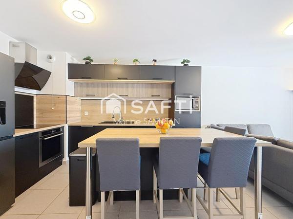 T4 récent de 80 m2 avec Garage - Cave - Tram - Gare