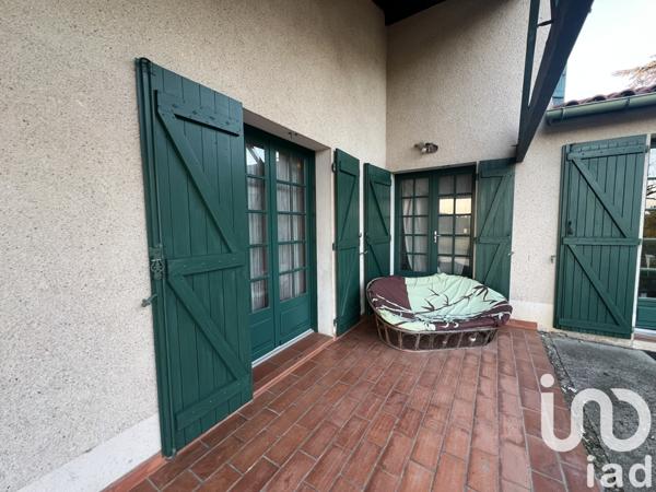 Maison à vendre 9 pièces 222 m² Layrac