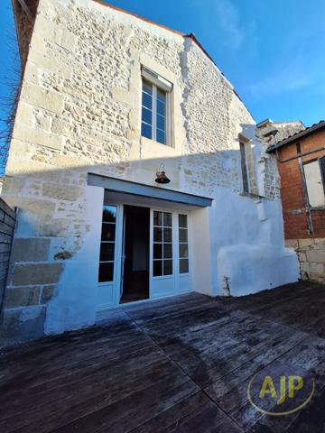 Location maison Pons : 860 € - AJP Immobilier Pons