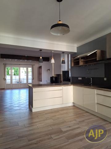 Location maison Pons : 860 € - AJP Immobilier Pons