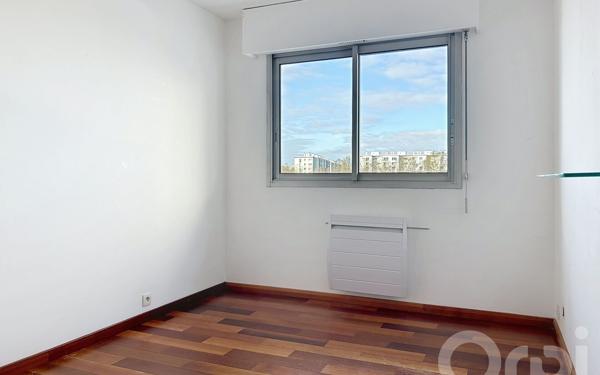 Appartement à vendre    3 pièces • 68,21 m2 Maisons-Alfort