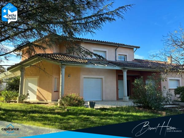 Maison 6 pièces de 229m² sur 2432m² de terrain