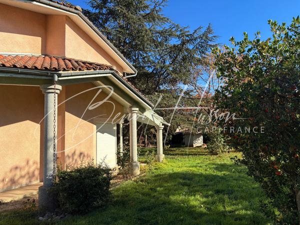 Maison 6 pièces de 229m² sur 2432m² de terrain