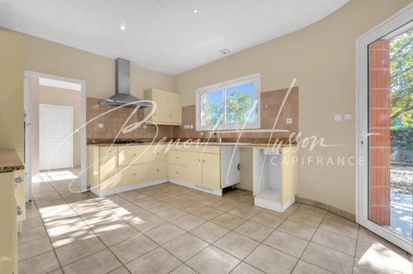 Maison 6 pièces de 229m² sur 2432m² de terrain