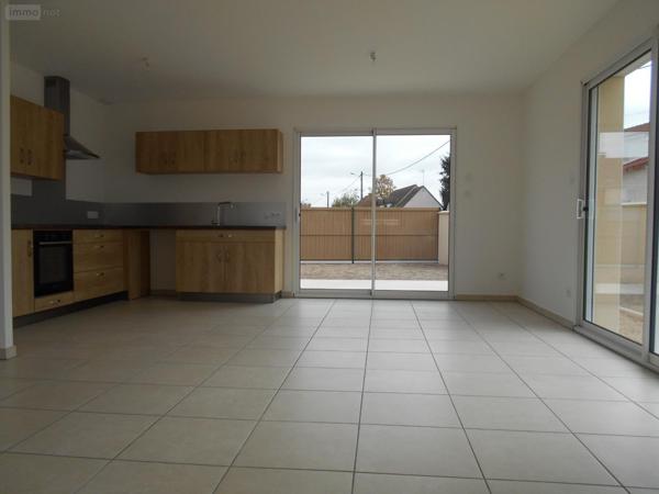 Pavillon à louer à Saint-Marcel en Saône-et-Loire (71380), ref : LOC01