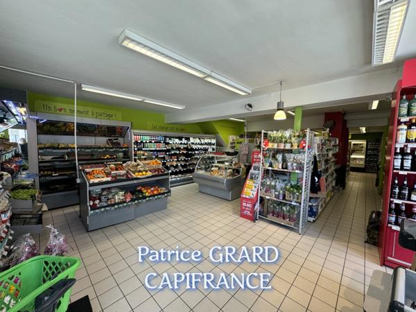 Dpt Manche (50), à vendre EQUEURDREVILLE HAINNEVILLE Alimentation