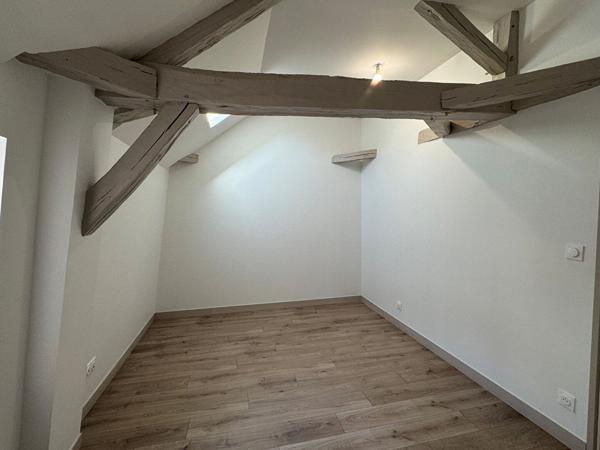 Appartement 3 pièces à louer Châtellerault - 86100 / Réf: 90302