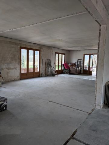 Local à louer CHALLES LES EAUX (73) 160 m²