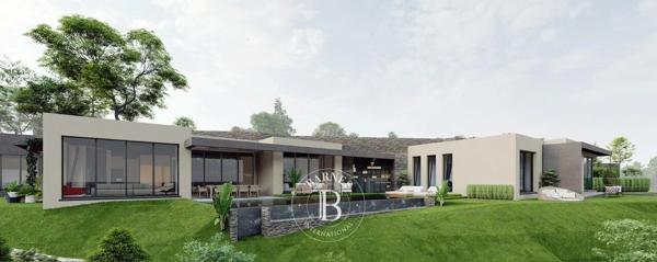 Biot, Terrain constructible  1 798 m² à vendre