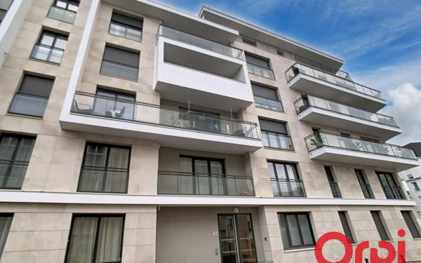 Appartement à vendre    4 pièces • 81,95 m2 Châtenay-Malabry