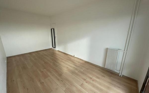 Appartement à louer    5 pièces • 95,11 m2 Athis-Mons