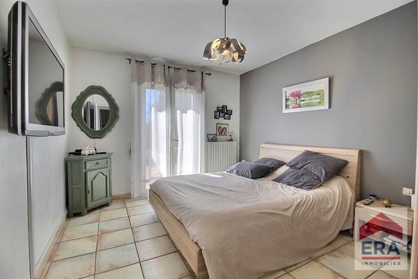 Maison Venasque 5 pièces 145.31m² - Jardin - Piscine - Dépendances