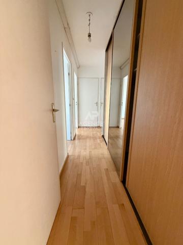 Appartement Poissy 4 pièce(s) 84 m2 370 000 € **  - Référence  8958
