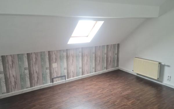 Appartement à louer    4 pièces • 101,57 m2 Tourcoing