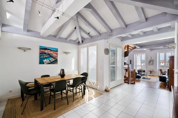 Ciboure, Maison de ville 3 Chambres -  200 m² à vendre