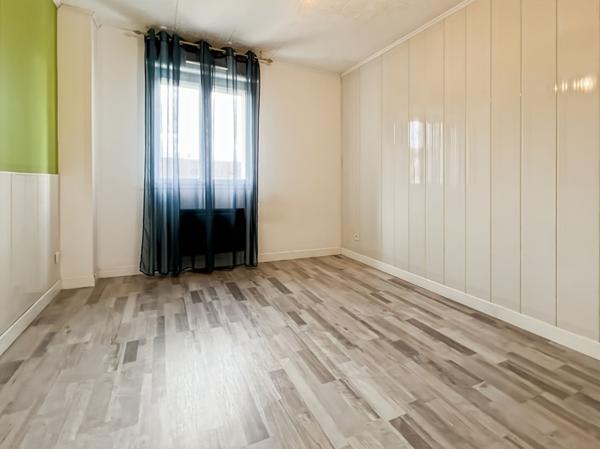 Maison Saint Fargeau Ponthierry 7 pièce(s) 130 m2