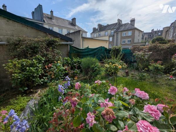 LOCAL COMMERCIAL OU PROFESSIONNEL - CENTRE-VILLE - VIRE