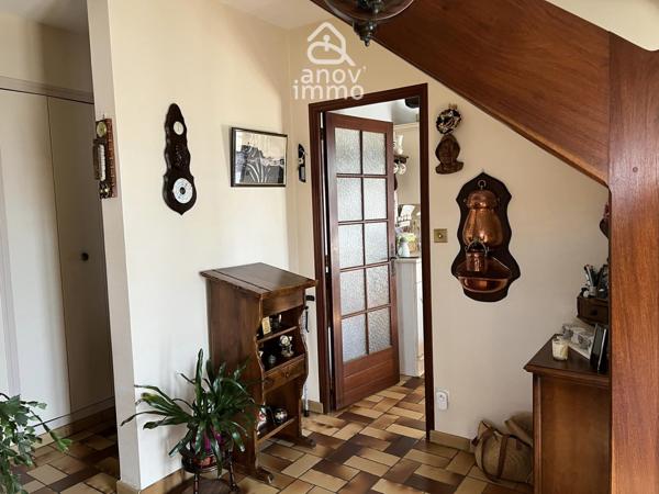 Maison
                                                                                                                                                                                                                                                                                                                        4 pièce(s)                                                                                                                                                                                                          3 chambre(s)                                                                                                                                                                                                          106.27  m²